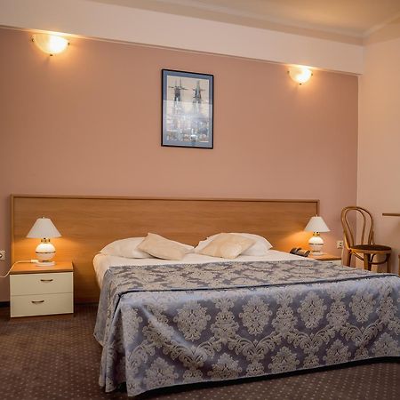 Hotel Reghina 蒂米什瓦拉 外观 照片