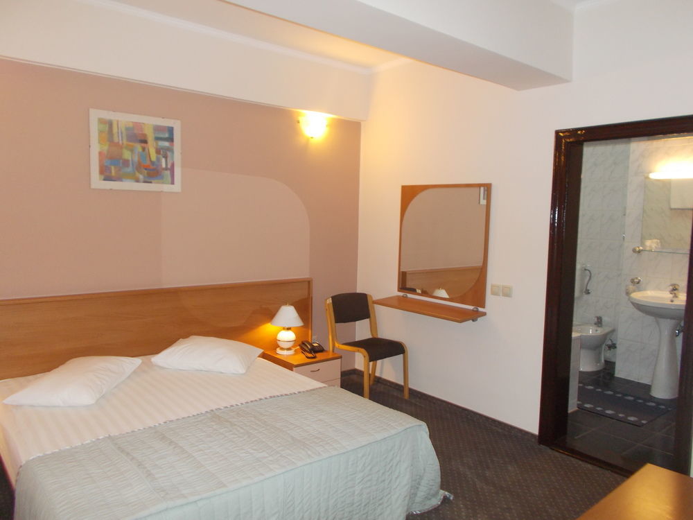 Hotel Reghina 蒂米什瓦拉 外观 照片