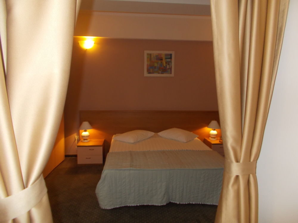 Hotel Reghina 蒂米什瓦拉 外观 照片