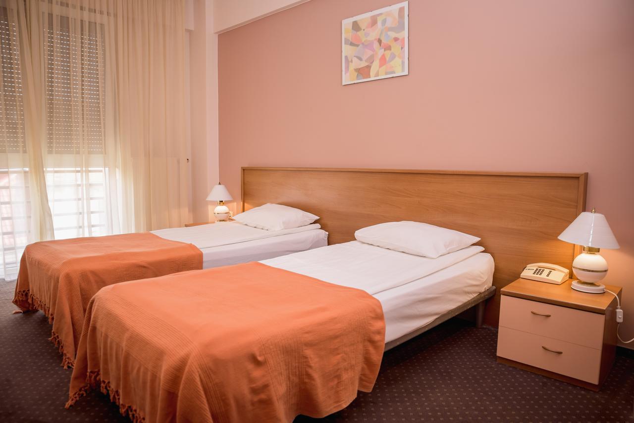 Hotel Reghina 蒂米什瓦拉 外观 照片