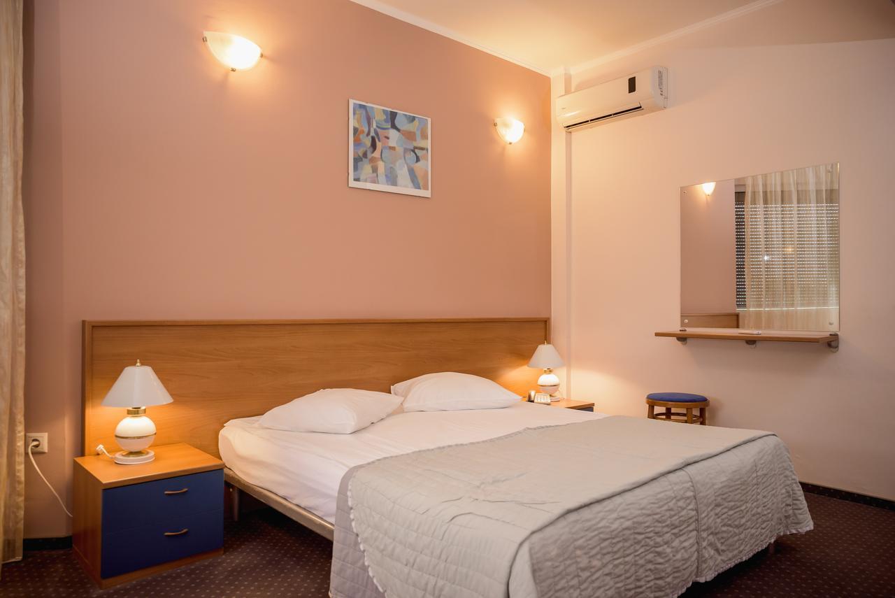 Hotel Reghina 蒂米什瓦拉 外观 照片