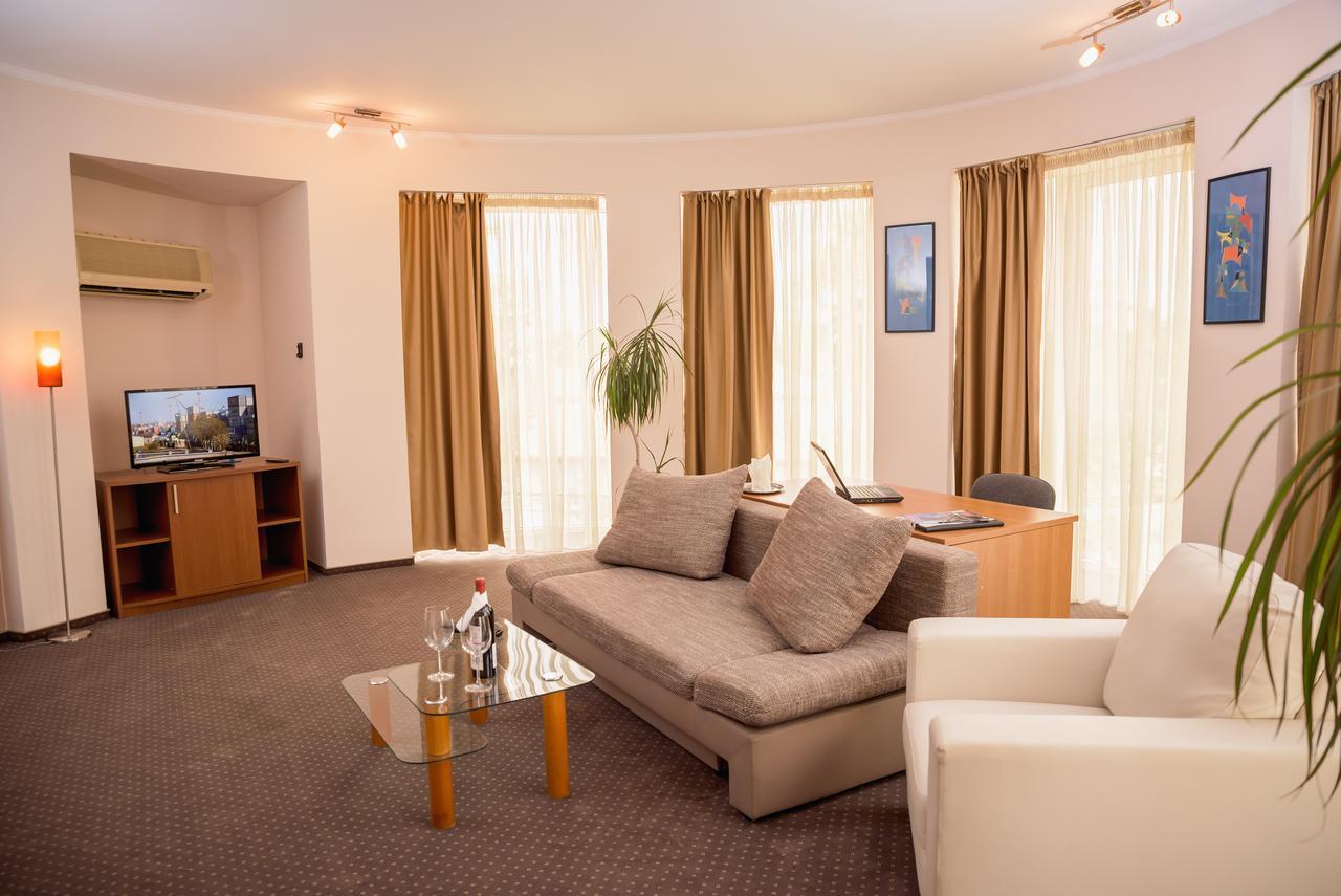 Hotel Reghina 蒂米什瓦拉 外观 照片