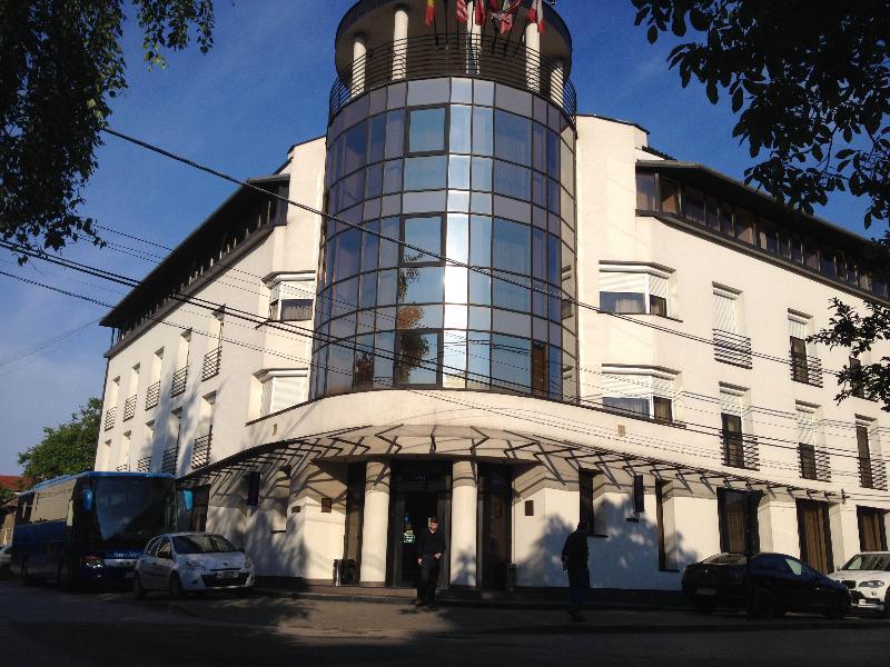 Hotel Reghina 蒂米什瓦拉 外观 照片